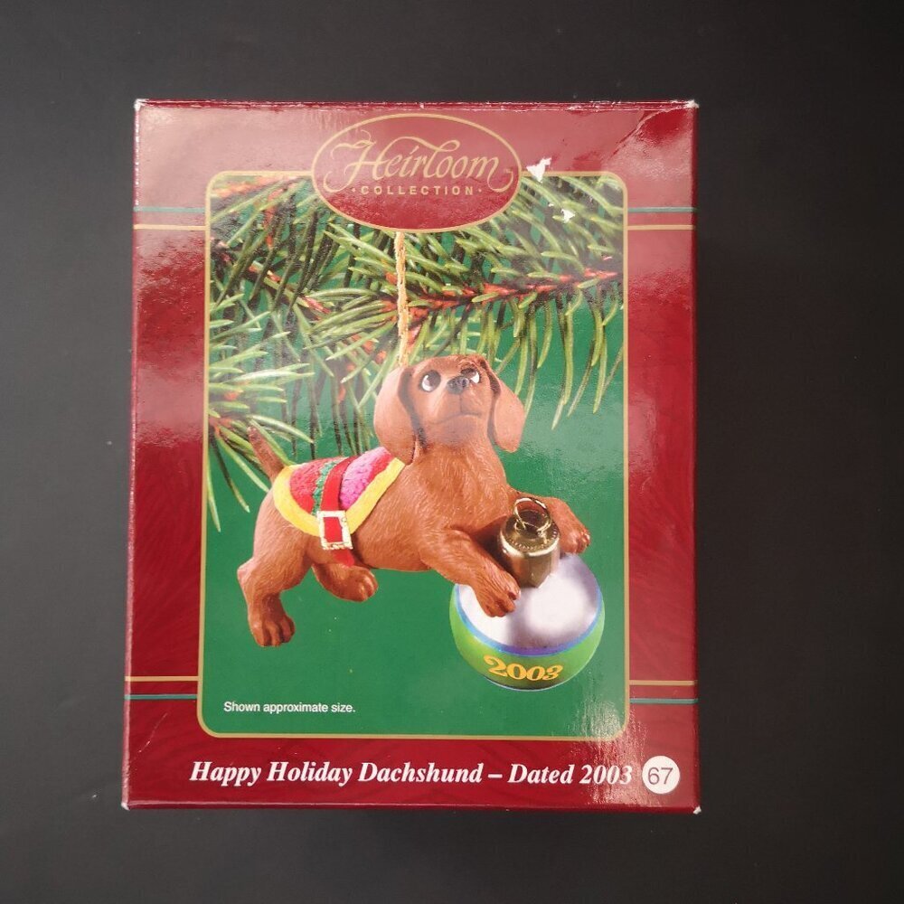 NIB Carlton Cards Happy Holiday Dachshund w/Christmas Ornament Dated 2003